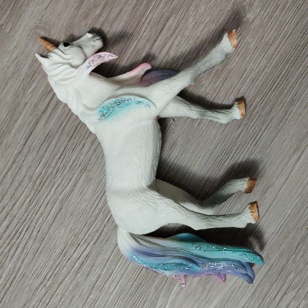 MAGICAL🦄 MYSTICAL UNICORN COLLECTABLE🪄BAYALA🦄SCHLEICH 3 STONE SEASHELL - Picture 3 of 4